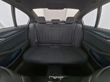 BMW 530e M Sport HeadUp Kamera LED Kessy SHZ Navi PD