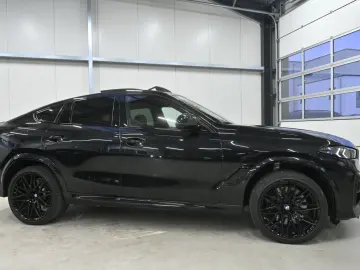 BMW X6 M Competition MASSAGE PANO-SKY B&W SOFT-CL