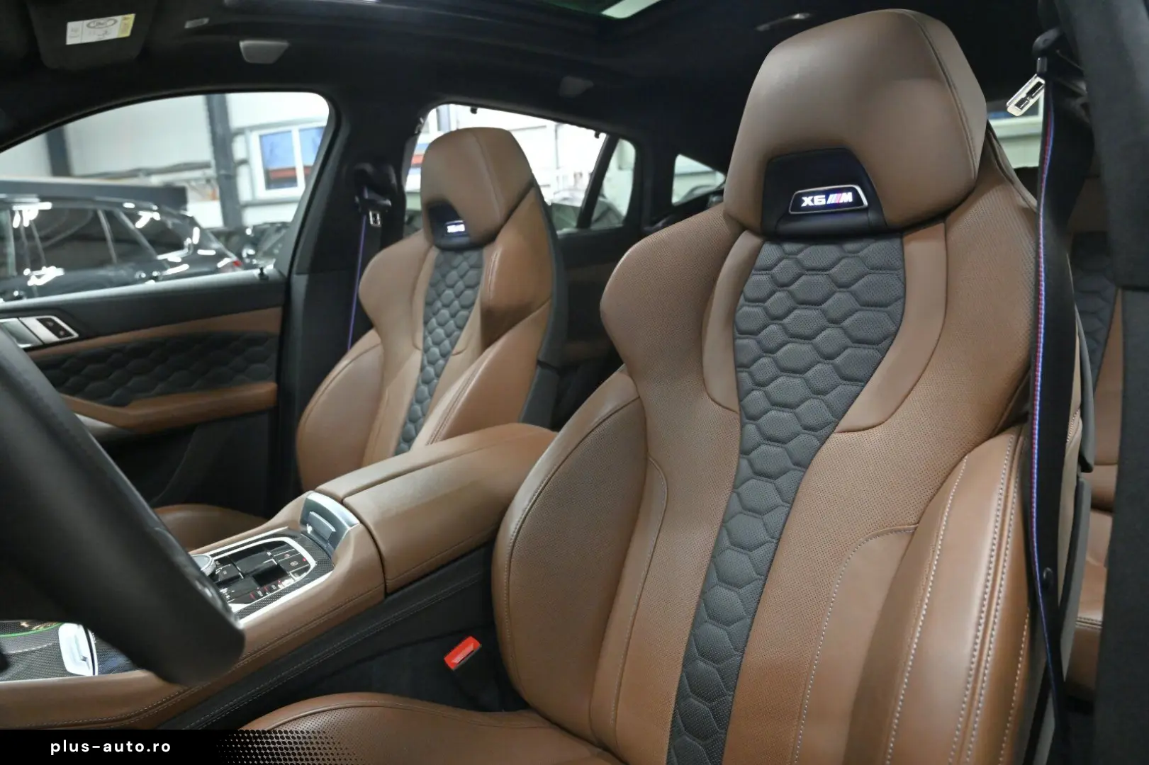 BMW X6 M Competition MASSAGE PANO-SKY B&W SOFT-CL