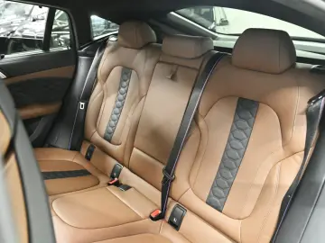 BMW X6 M Competition MASSAGE PANO-SKY B&W SOFT-CL