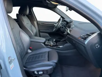 BMW X4 xDrive20i M Sport Klimaaut Pano Shzg Navi PDC