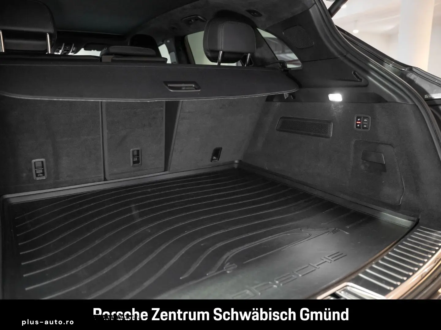 PORSCHE Cayenne GTS Head-Up LED-Matrix Soft-Close BOSE