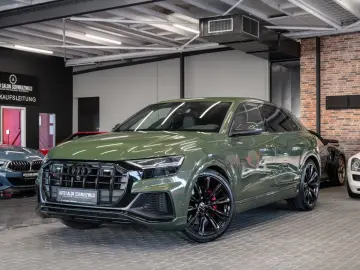 AUDI SQ8 4.0 TFSI quattro COMPETITION