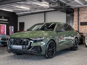 AUDI SQ8 4.0 TFSI quattro COMPETITION