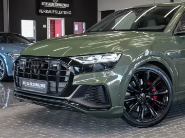 AUDI SQ8 4.0 TFSI quattro COMPETITION