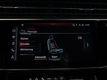 AUDI SQ8 4.0 TFSI quattro COMPETITION