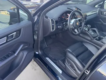 PORSCHE Cayenne Platinum Edition Standhzg AHK Lfw HeadUp