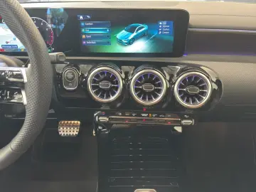 Mercedes-Benz CLA 2504M AMG LINE ADVANCED PLUS NIGHT