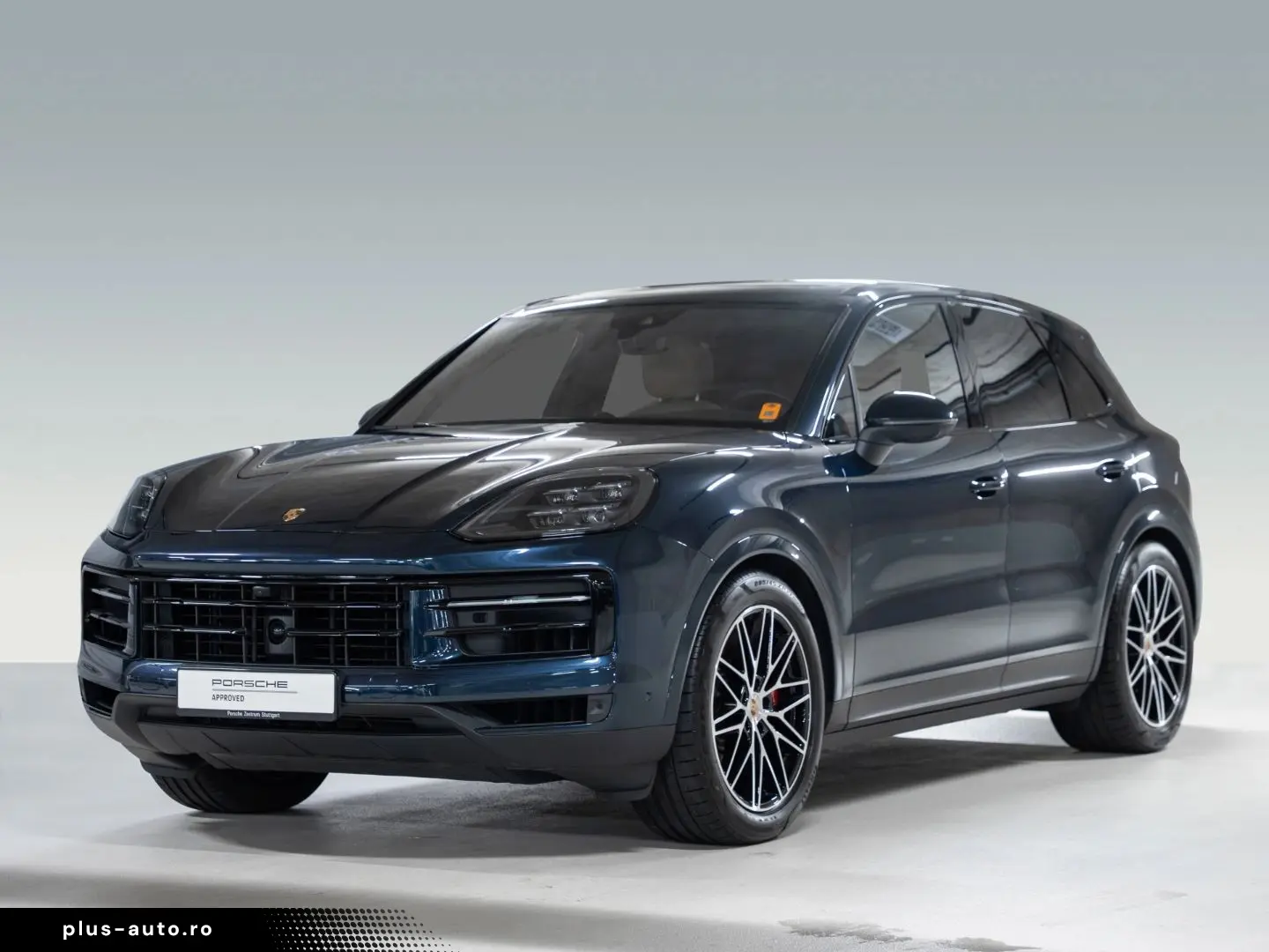 PORSCHE Cayenne InnoDrive Standheizung PASM AHK Panorama