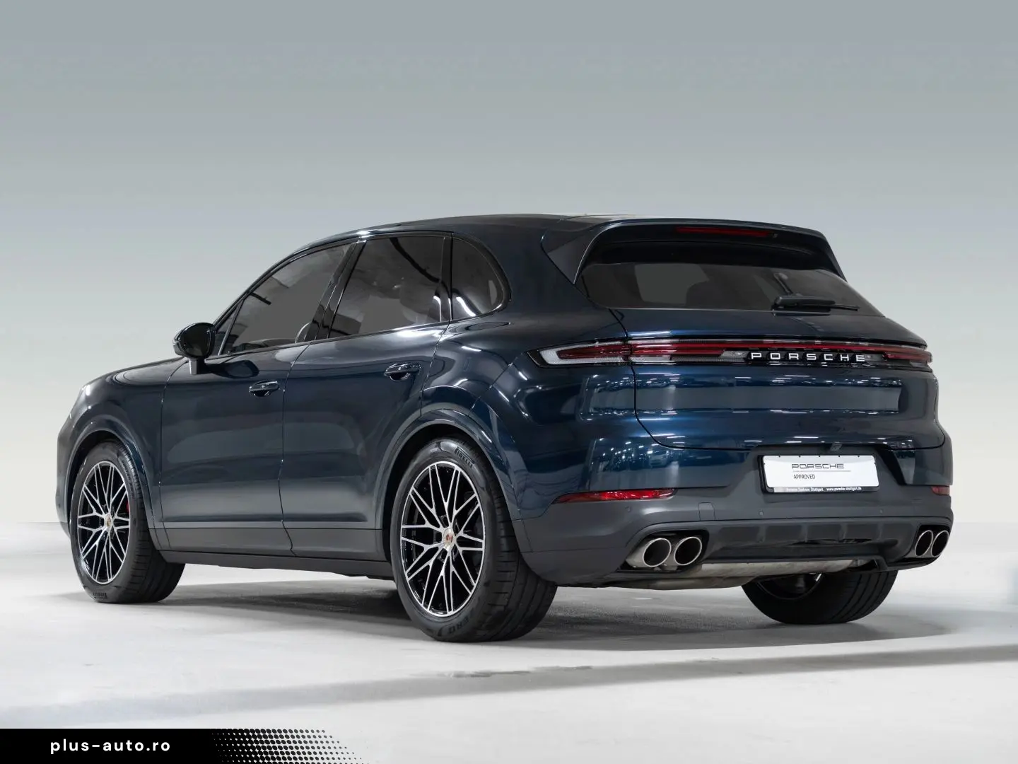 PORSCHE Cayenne InnoDrive Standheizung PASM AHK Panorama