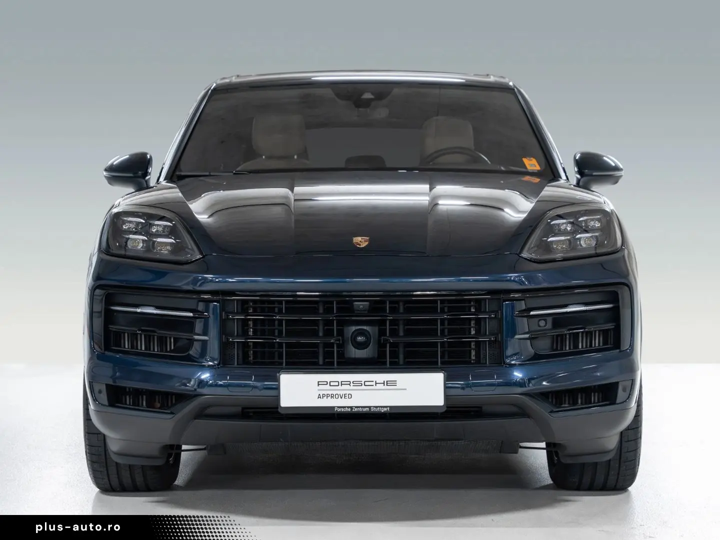 PORSCHE Cayenne InnoDrive Standheizung PASM AHK Panorama