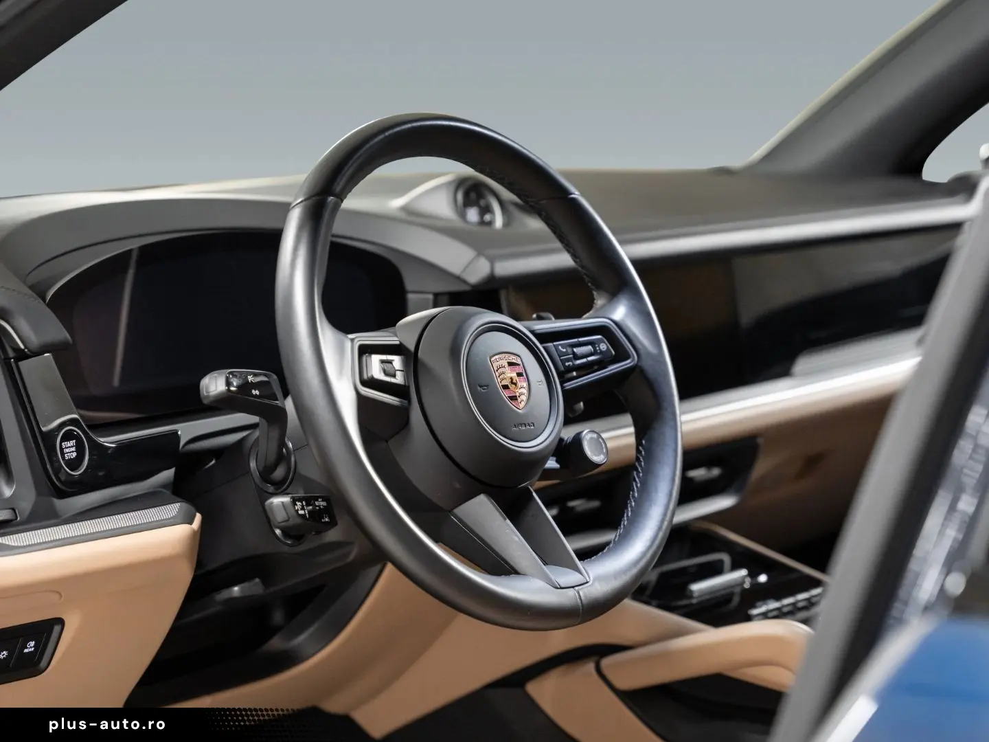 PORSCHE Cayenne InnoDrive Standheizung PASM AHK Panorama