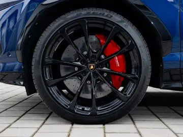 Lamborghini Urus   1. Hand   Q-Citura   HUD   B&O