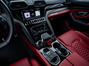 Lamborghini Urus   1. Hand   Q-Citura   HUD   B&O