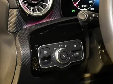 Mercedes-Benz A 250e Progressive Advanced  AC 11 kW DC 22