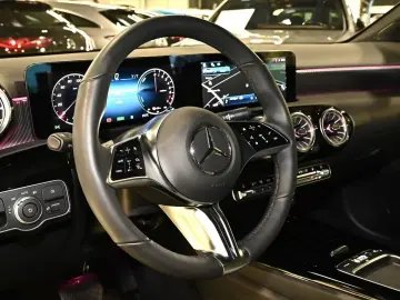 Mercedes-Benz A 250e Progressive Advanced  AC 11 kW DC 22