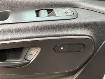 MERCEDES-BENZ Sprinter 317 CDI Maxi MBUX Temp 9G Sitzhzg