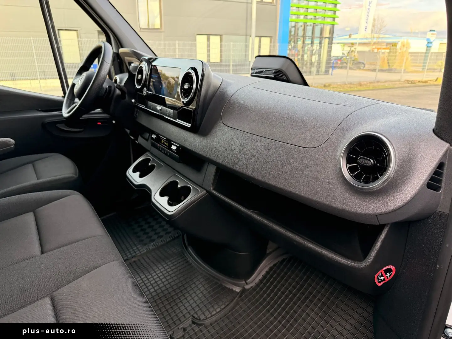 MERCEDES-BENZ Sprinter 317 CDI Maxi MBUX Temp 9G Sitzhzg