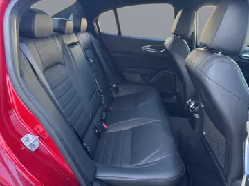 ALFA ROMEO Giulia Quadrifoglio 2.9 V6 Bi-Turbo ACC Technolo