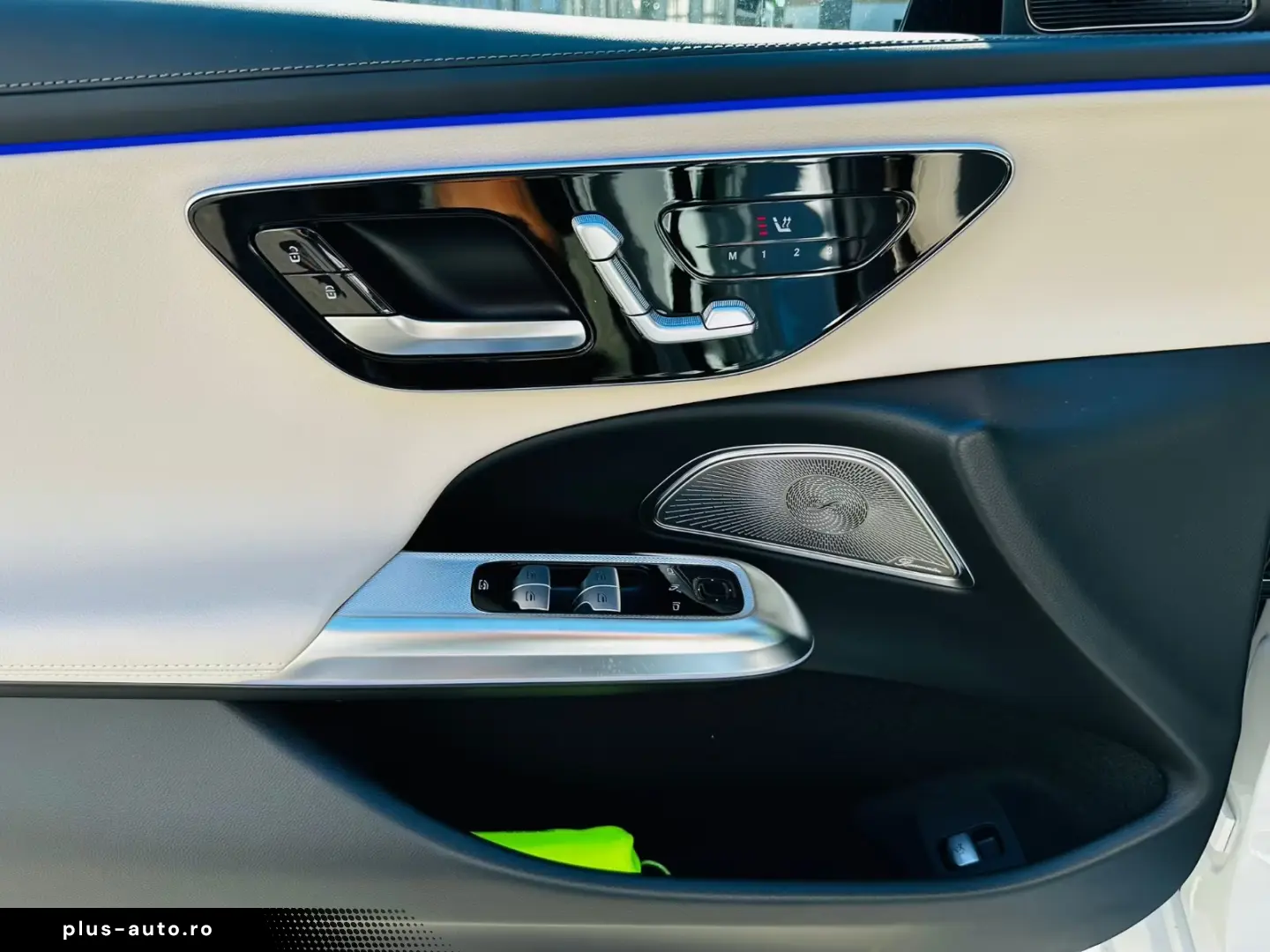 Mercedes-Benz E 200AMG Line Premium Plus Hyperscreen