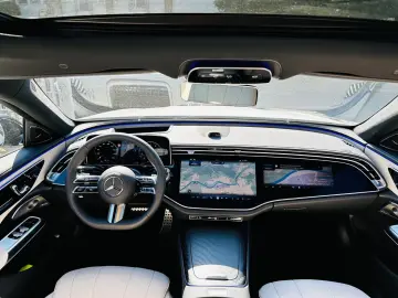 Mercedes-Benz E 200AMG Line Premium Plus Hyperscreen