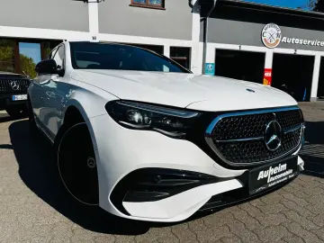Mercedes-Benz E 200AMG Line Premium Plus Hyperscreen