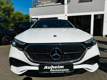 Mercedes-Benz E 200AMG Line Premium Plus Hyperscreen