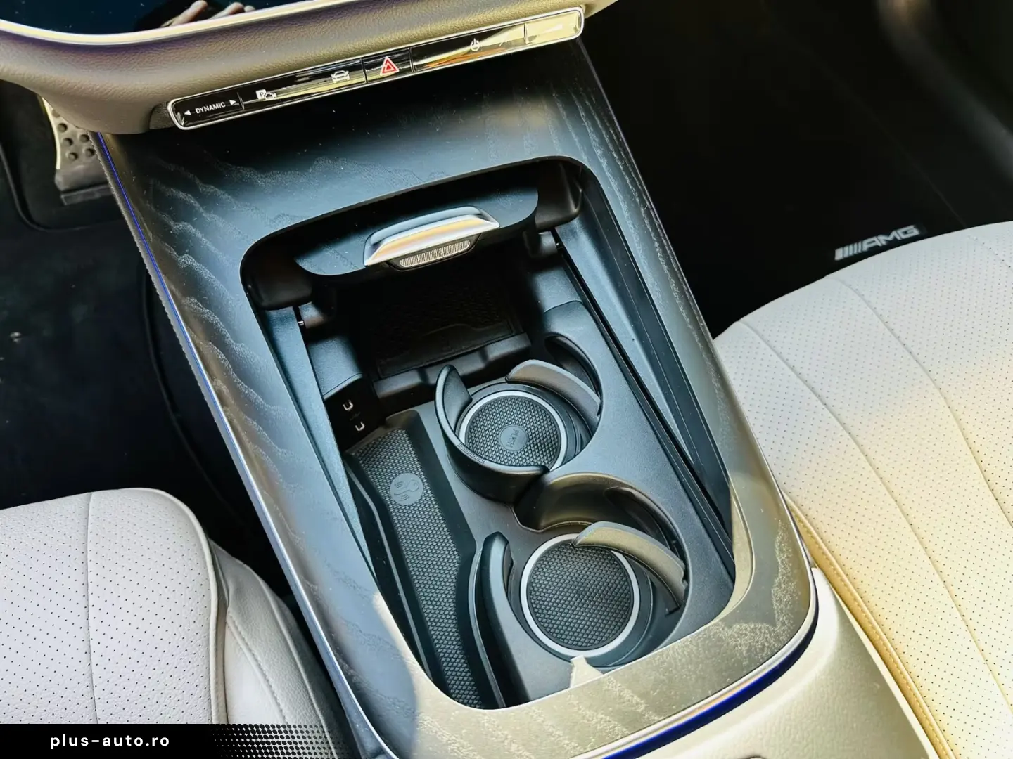 Mercedes-Benz E 200AMG Line Premium Plus Hyperscreen