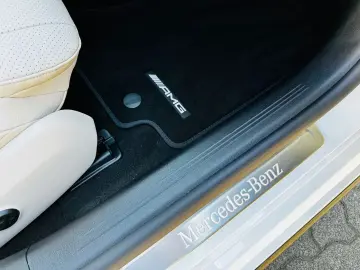 Mercedes-Benz E 200AMG Line Premium Plus Hyperscreen