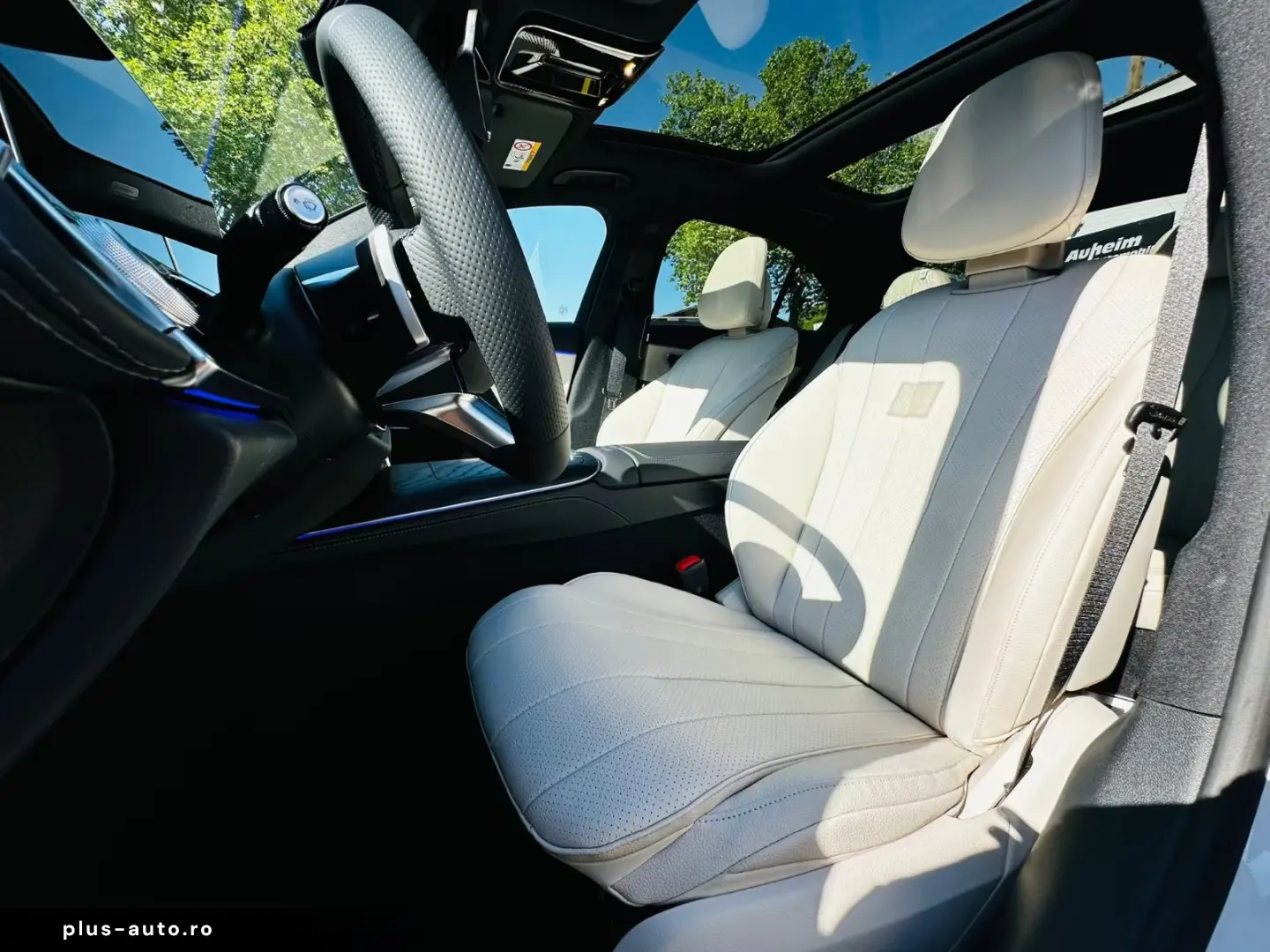 Mercedes-Benz E 200AMG Line Premium Plus Hyperscreen