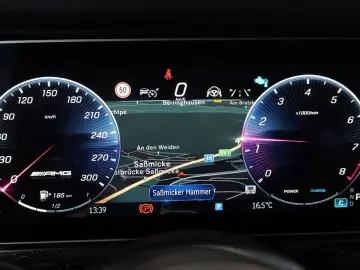 MERCEDES-BENZ G 63 AMG AHK PANO STHZ 360  22