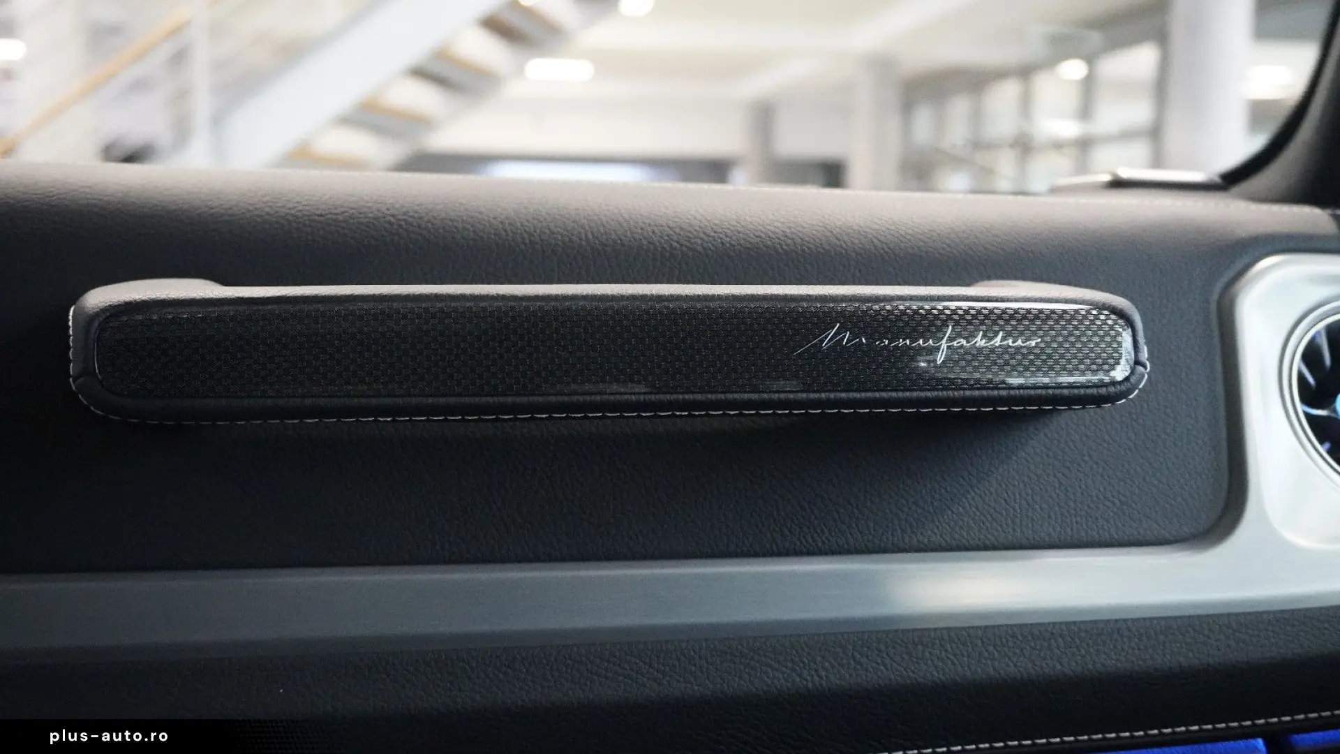 MERCEDES-BENZ G 63 AMG AHK PANO STHZ 360  22