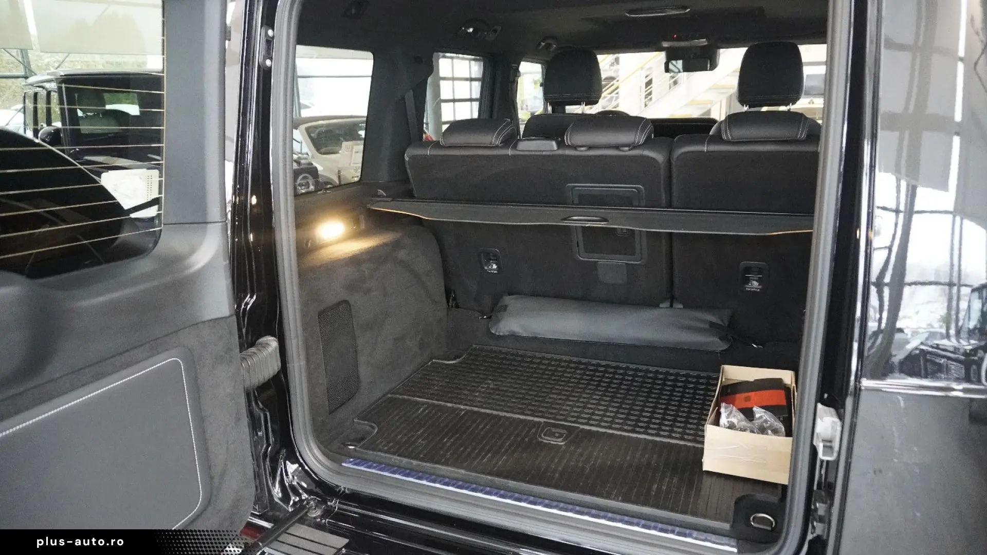 MERCEDES-BENZ G 63 AMG AHK PANO STHZ 360  22