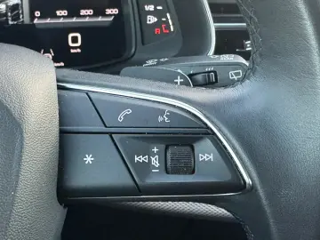 AUDI Q8 50 TDI S-LINE QUATT 21  B&O KAM NAVI