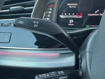 AUDI Q8 50 TDI S-LINE QUATT 21  B&O KAM NAVI