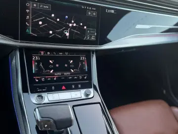 AUDI Q8 50 TDI S-LINE QUATT 21  B&O KAM NAVI