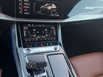 AUDI Q8 50 TDI S-LINE QUATT 21  B&O KAM NAVI