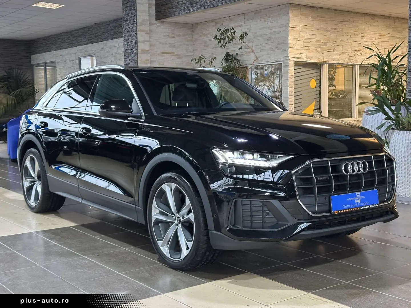 AUDI Q8 45 TDI Quattro S-Line HUD Matrix-LED R.Cam