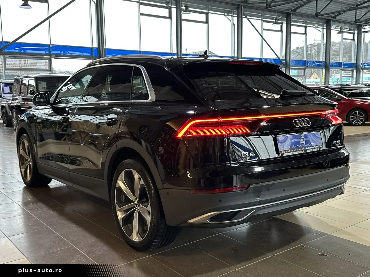 AUDI Q8 45 TDI Quattro S-Line HUD Matrix-LED R.Cam