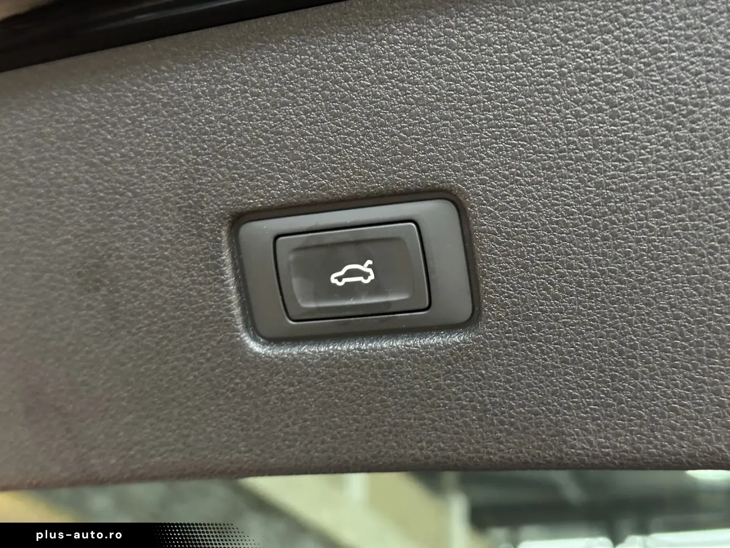 AUDI Q8 45 TDI Quattro S-Line HUD Matrix-LED R.Cam