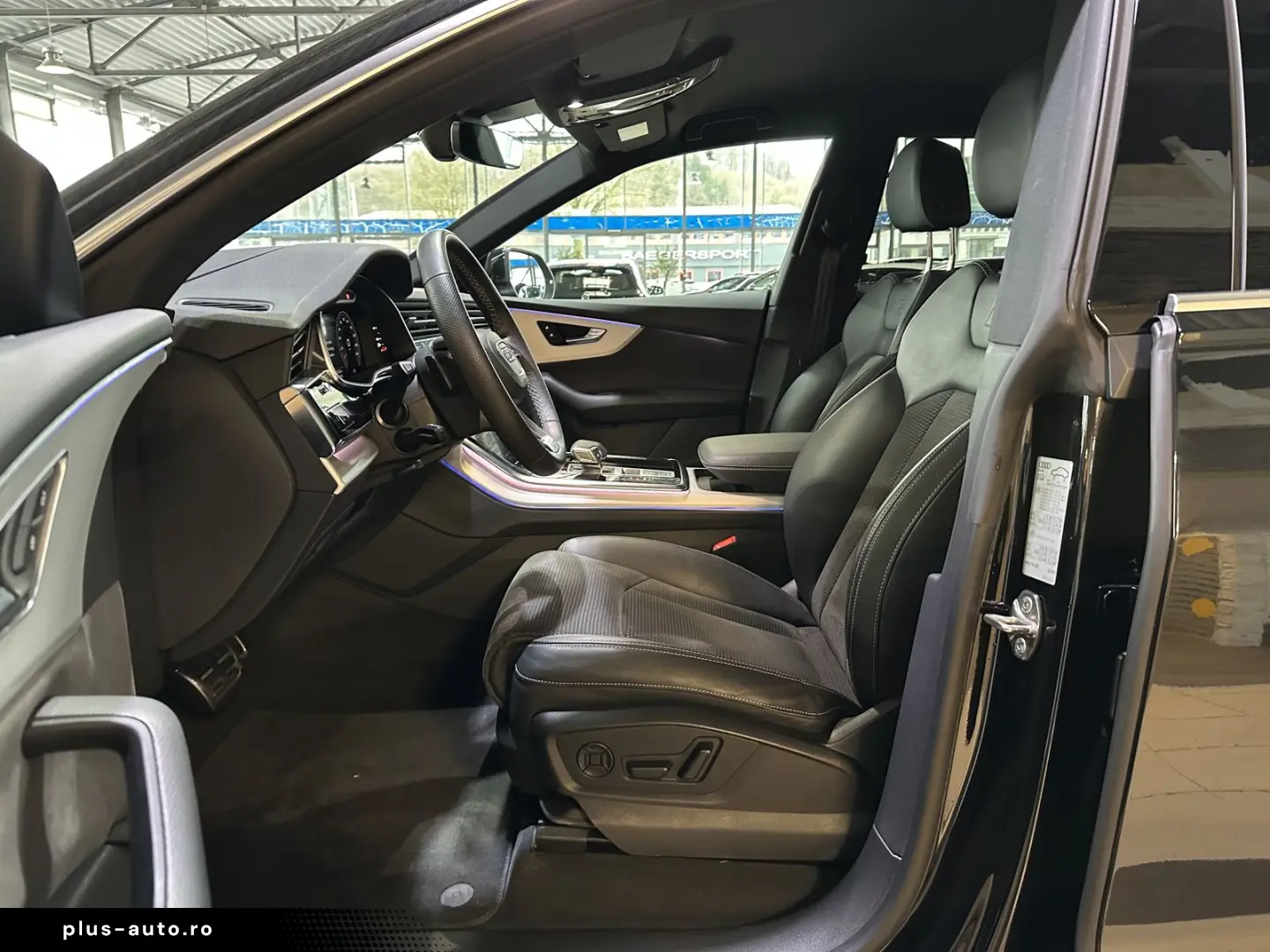 AUDI Q8 45 TDI Quattro S-Line HUD Matrix-LED R.Cam