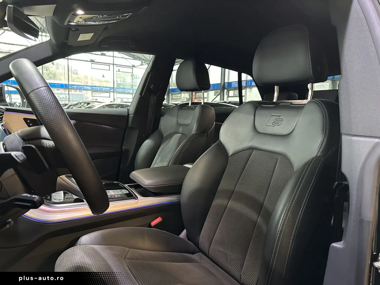 AUDI Q8 45 TDI Quattro S-Line HUD Matrix-LED R.Cam