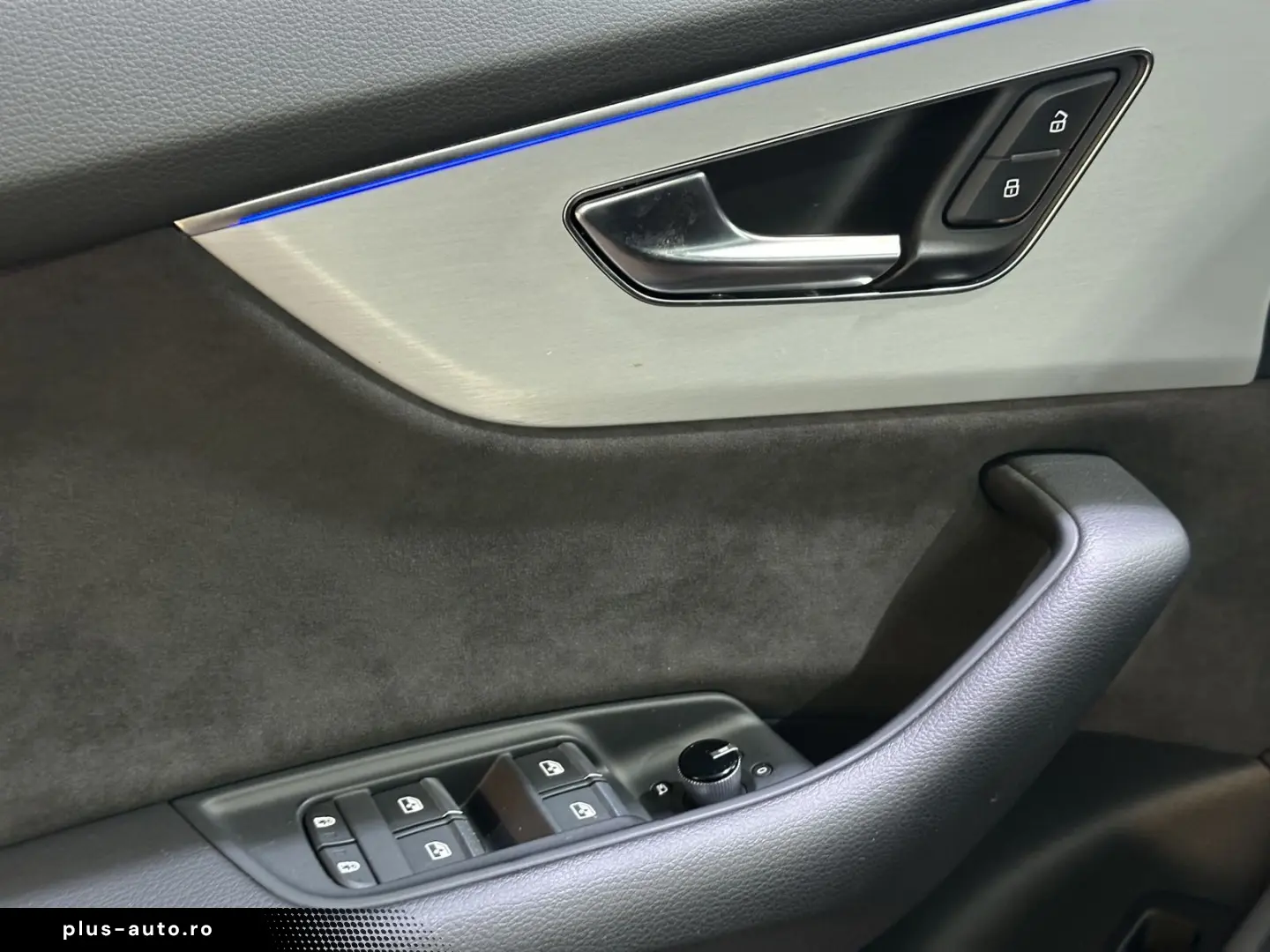 AUDI Q8 45 TDI Quattro S-Line HUD Matrix-LED R.Cam