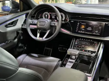 AUDI Q8 45 TDI Quattro S-Line HUD Matrix-LED R.Cam