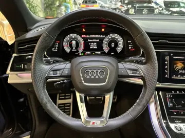 AUDI Q8 45 TDI Quattro S-Line HUD Matrix-LED R.Cam
