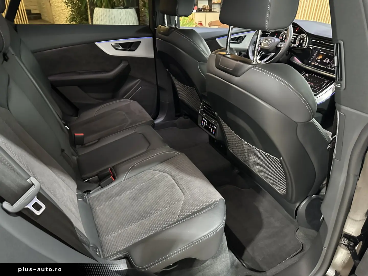 AUDI Q8 45 TDI Quattro S-Line HUD Matrix-LED R.Cam