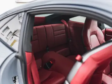 PORSCHE 911 Turbo S  LEICHTBAU   AERO   GARANTiE MWST.