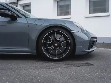 PORSCHE 911 Turbo S  LEICHTBAU   AERO   GARANTiE MWST.