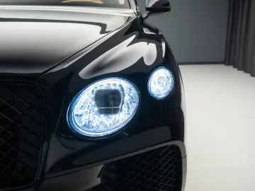 2024 BENTLEY BENTAYGA S V8