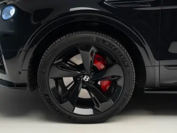 2024 BENTLEY BENTAYGA S V8